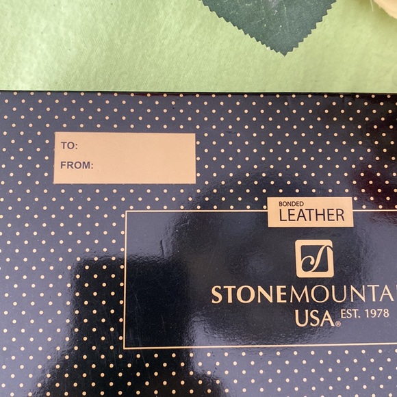 Leather wallet - Picture 12 of 16